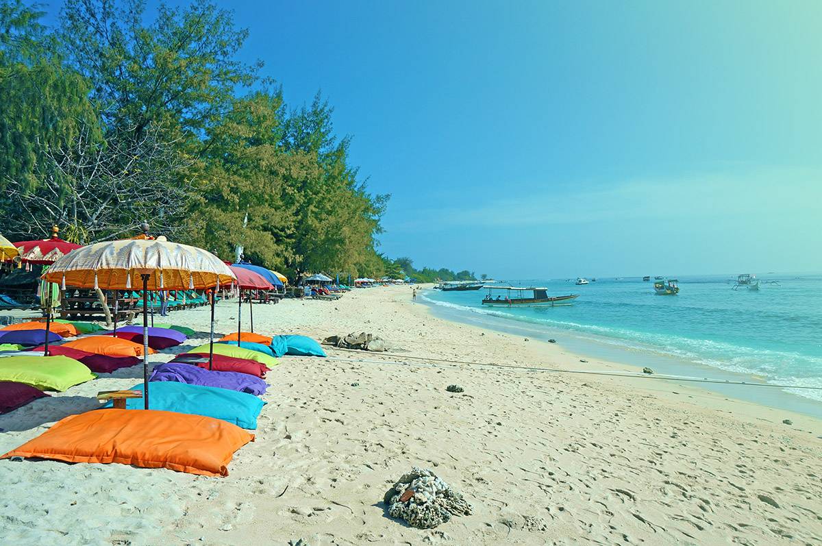 Pantai menarik untuk segala bentuk aktivitas liburan di Gili Trawangan.